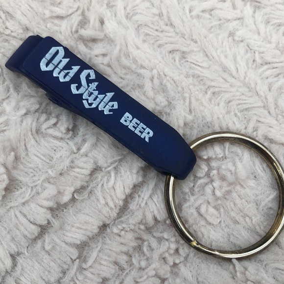 Old Style beer bottle opener keychain - blue - Picture 2 of 12